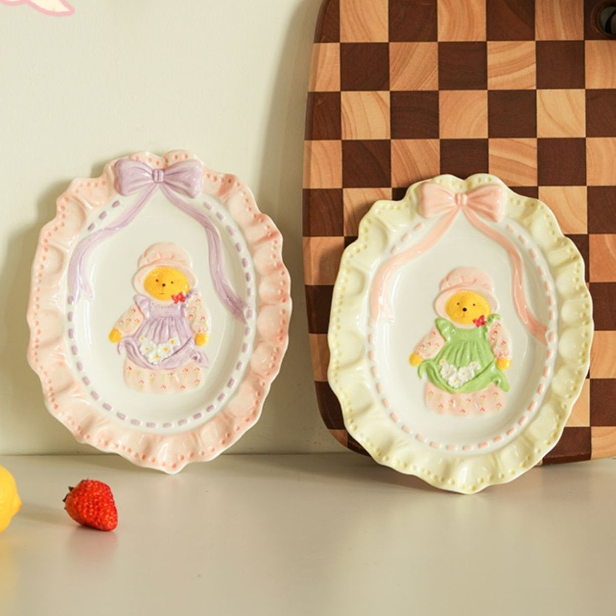 Cute Bowknot Lace-Rim Underglaze Dessert Plate
