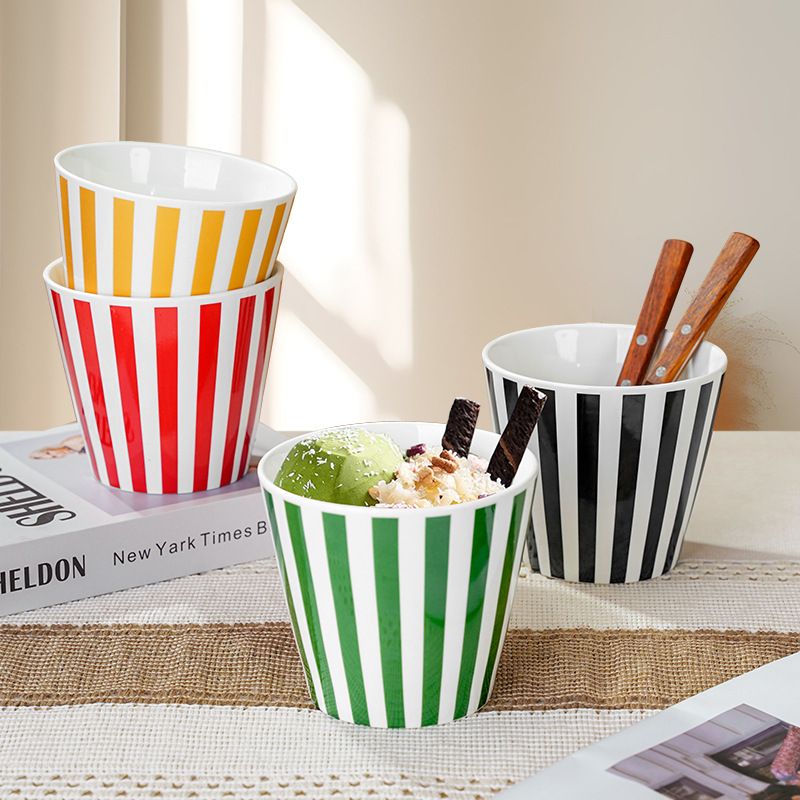 Minimalist Striped Large Ice Cream & Popcorn Cup