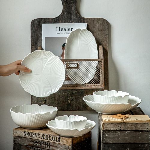 Ginkgo Leaf Lace-Edged Dinnerware Set - 1