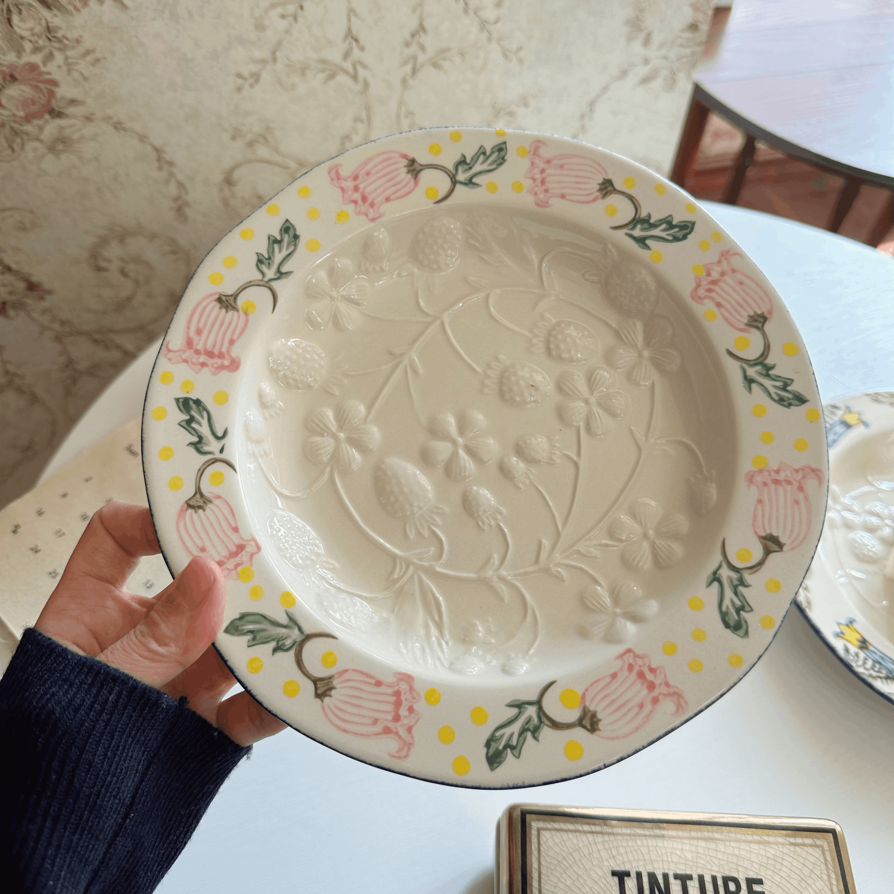 Embossed Strawberry Hand-Painted Flower Deep Plate
